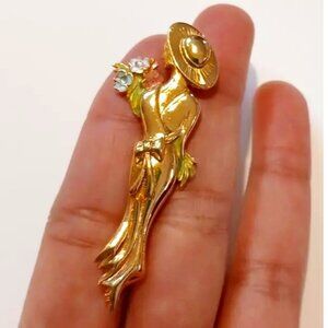 Lady Remington Brooch Pin vintage